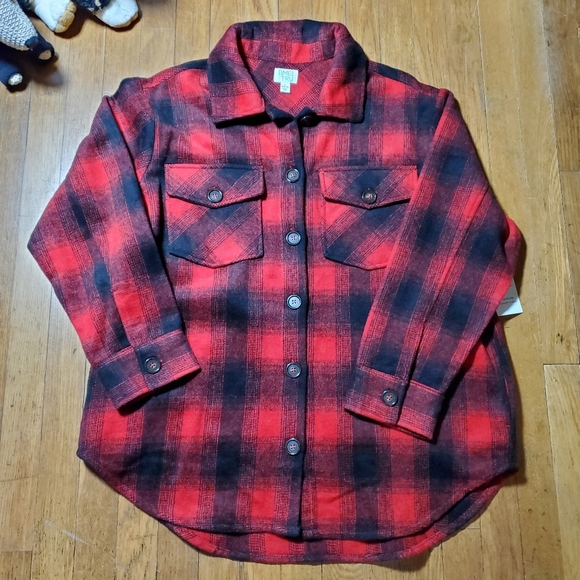 Time and Tru Jackets & Blazers - Time and Tru Red and Black Plaid Shacket